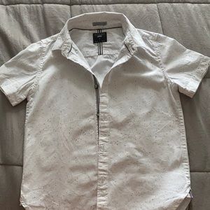 Boys White Print Short Sleeved ButtonUp size 7